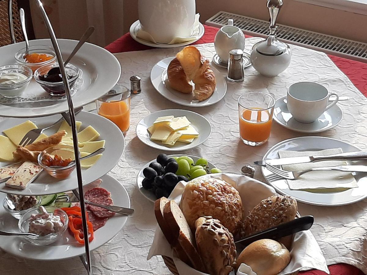 Gutshaus Neu Farpen Hotel Neuburg  Kültér fotó